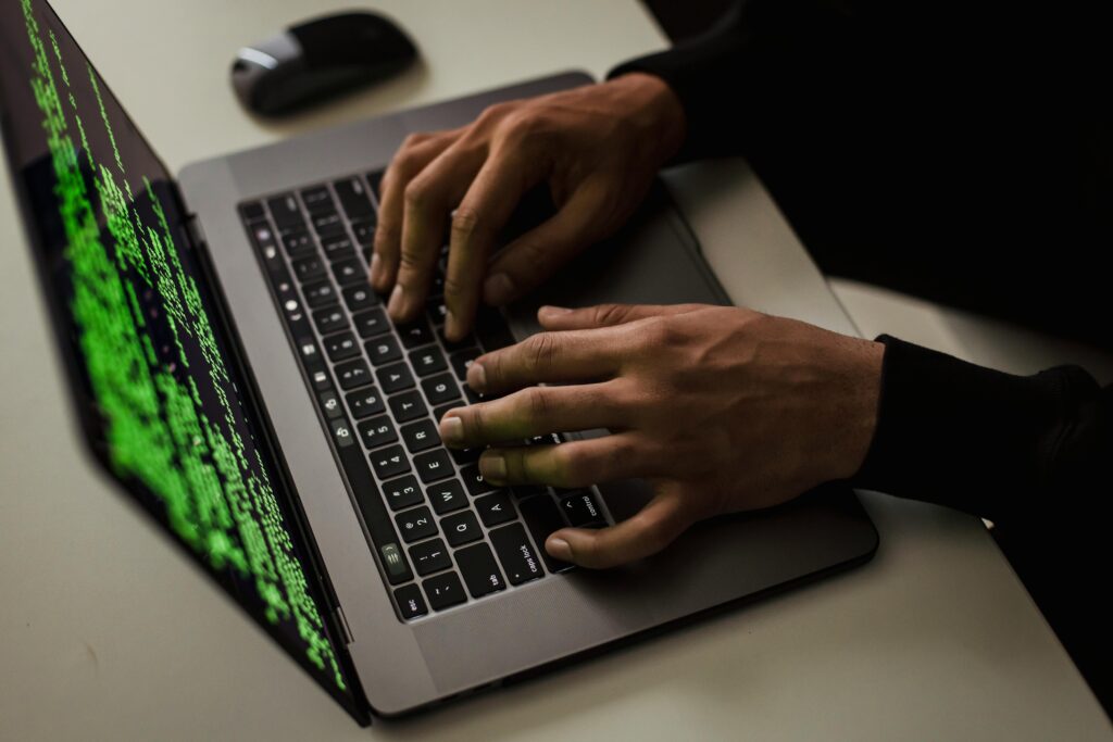 Engager hacker France
